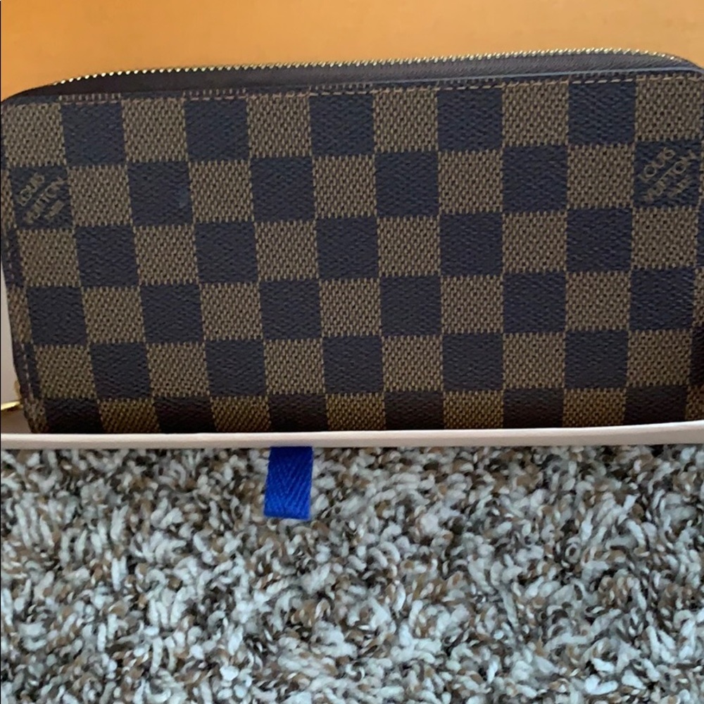 Zippy wallet